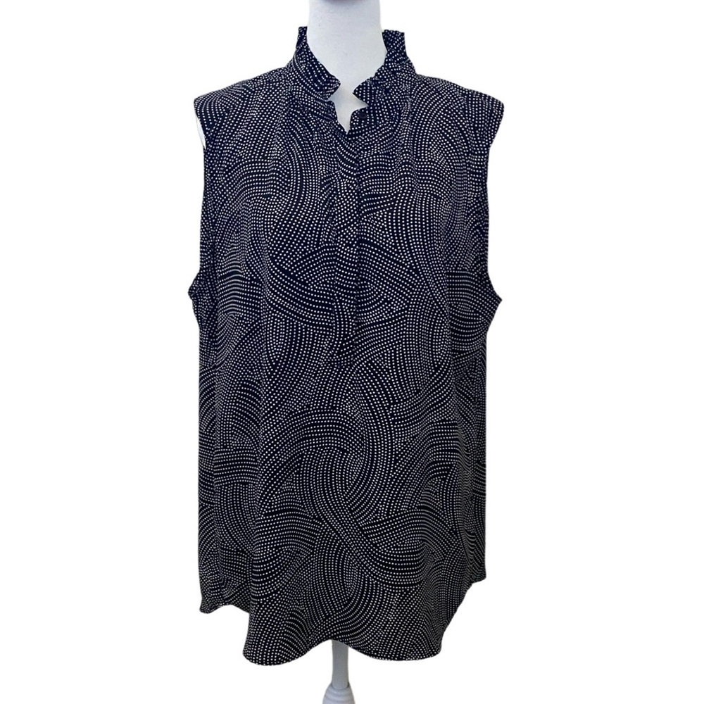 Premise Studio Black and White Patterned Sleeveless Top. Ruffle Collar. Size XL.